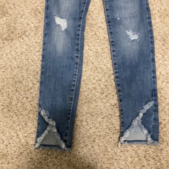 Jeans - Picture 2 of 3